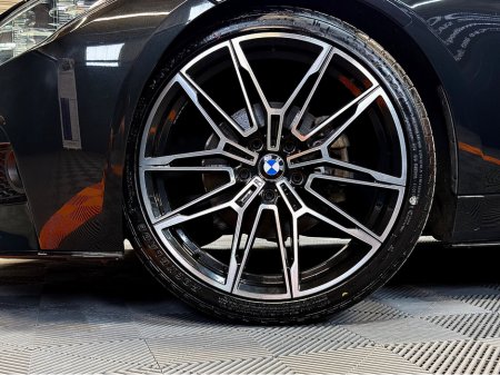 2017 BMW 3 Series - thumbnail 14