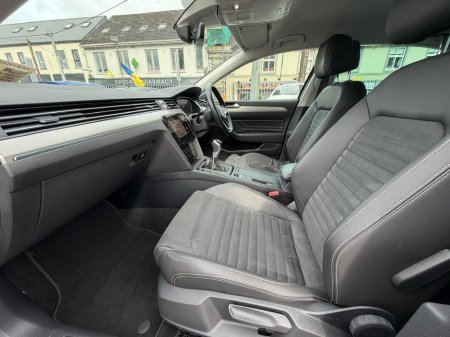 2021 Volkswagen Passat - thumbnail 28