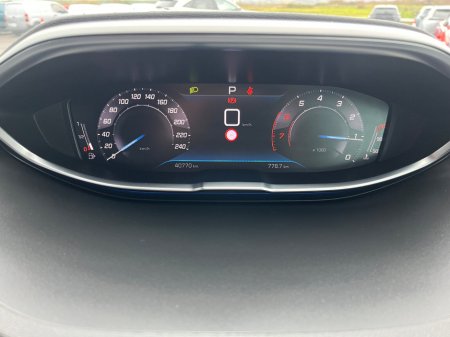 2023 Peugeot 3008 1.2 PureTech 130bhp Auto 6.4 Allure thumbnail