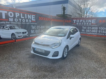 2015 Kia Rio - thumbnail 2