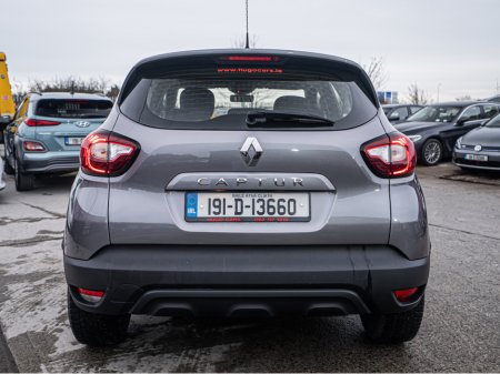 2019 Renault Captur 2019 Captur 1.5dci/New NCT/Irish/1yr warranty €13,888 thumbnail
