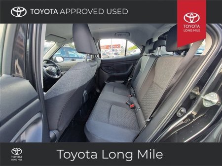 2023 Toyota Yaris Cross 1.5 Hybrid Luna 5dr €26,949 thumbnail