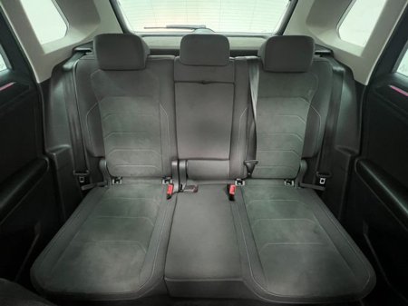 2023 Volkswagen Tiguan - thumbnail 28