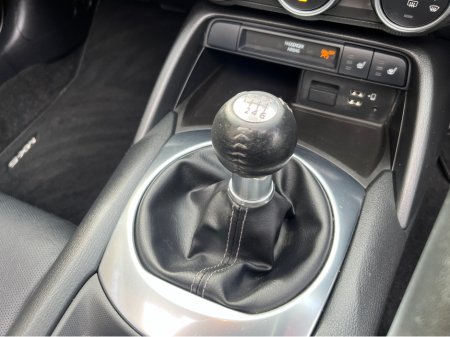 2022 Mazda MX-5 - thumbnail 18