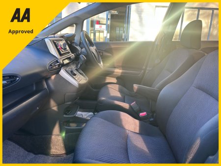 2013 Toyota Wish 2013 TOYOTA WISH PETROL AUTO AWD 7 SEATS €9,950 thumbnail