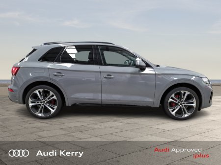 2023 Audi Q5 50TFSI E QUATTRO S-LINE AUTOMATIC €55,900 thumbnail