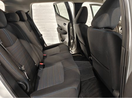 2021 Nissan Leaf 40K EV SV PREMIUM COLD PK 40KW MY2 €12,250 thumbnail