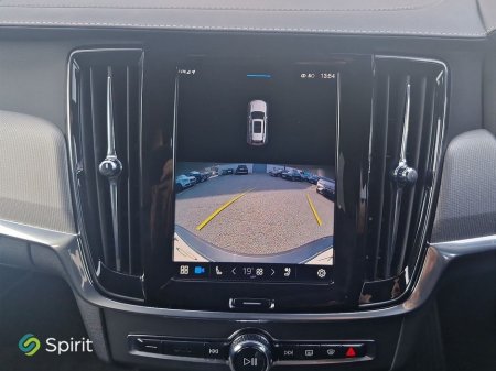 2021 Volvo V90 - thumbnail 13