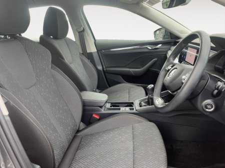 2024 Skoda Octavia STYLE 2.0 TDI 115 €34,900 thumbnail