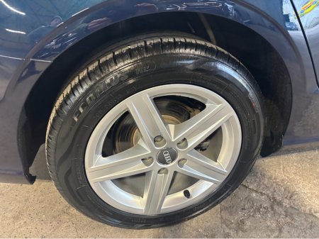 2019 Audi A3 - thumbnail 3