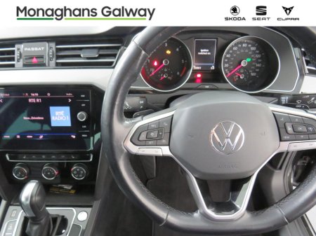 2020 Volkswagen Passat - thumbnail 25