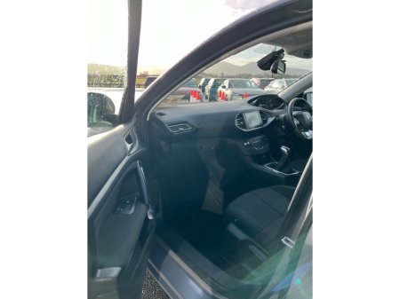 2018 Peugeot 308 1.6 BLUE HDI 100bhp Active thumbnail