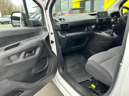 2021 Opel Combo L1H1-1.5 75PS DIESEL 5 S SP 5DR €11,950 thumbnail