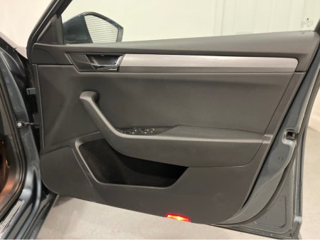 2019 Skoda Superb 2.0TDI 150PS SE L EXECUTIVE TDI DSG***HI SPEC***GLASS SUNROOF***FINANCE AVAILABLE***PREMIUM CARS IN THE NORTH EAST**** €19,950 thumbnail