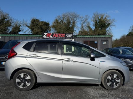 2017 Honda Fit - thumbnail 4