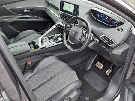 2023 Peugeot 3008 - thumbnail 12