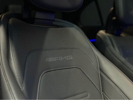 2025 Mercedes-Benz AMG E 53 PREMIUM PLUS E-HYBRID 4MATIC €109,950 thumbnail