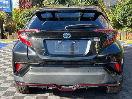 2019 Toyota C-HR - thumbnail 16