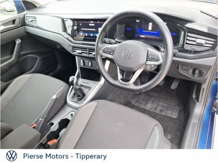 2025 Volkswagen Polo - view 2