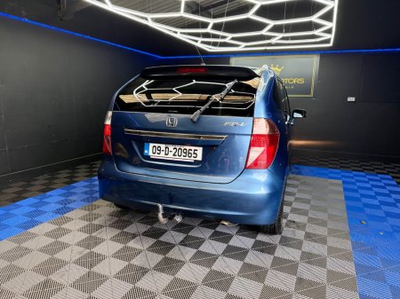 2009 Honda FR-V - thumbnail 13