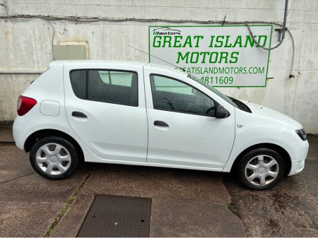 2015 Dacia Sandero ALTERNATIVE 1.5 DCI 90 4DR €6,750 thumbnail