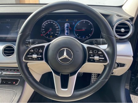 2019 Mercedes-Benz E Class - thumbnail 8