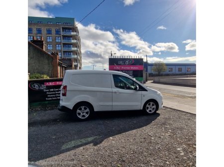 2019 Ford Courier - thumbnail 4