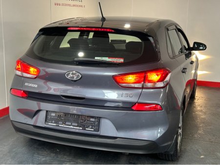 2018 Hyundai i30 - thumbnail 12