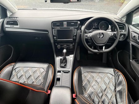 2016 Volkswagen Golf - thumbnail 10