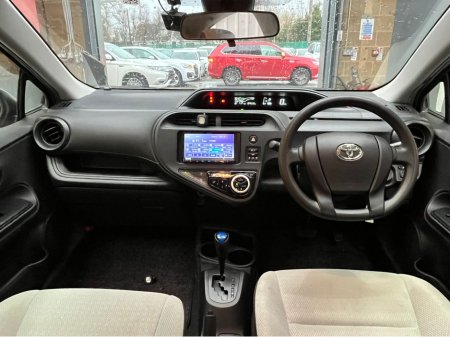 2020 Toyota Aqua €13950! 2020 TOYOTA AQUA 1.5 HYBRID €13,950 thumbnail