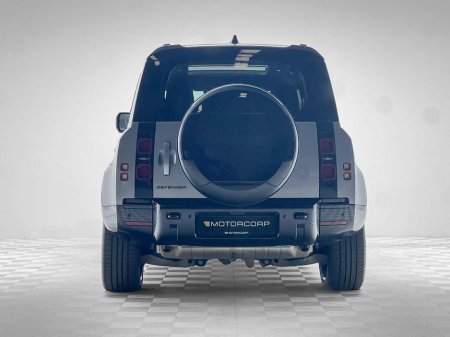 2024 Land Rover Defender HSE X-DYNAMIC P400E €87,990 thumbnail