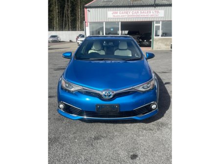 2016 Toyota Auris - thumbnail 2