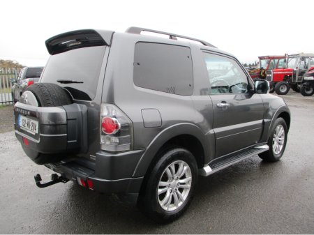 2013 Mitsubishi Shogun 3.2 DID WARRIOR SWB COMM €18,995 thumbnail