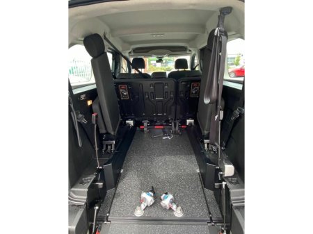 2026 Peugeot Rifter Allure Horizon RS/RS Plus/RE Wheelchair Accessible Taxi €61,950 thumbnail