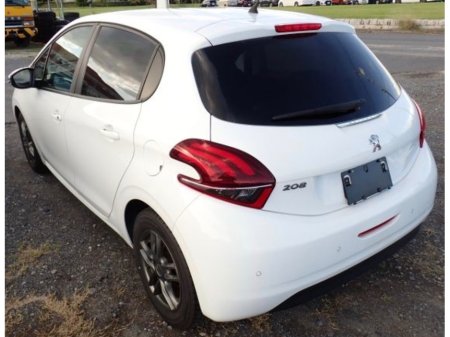 2016 Peugeot 208 1.2 AUTOMATIC ONLY 29000km €10,450