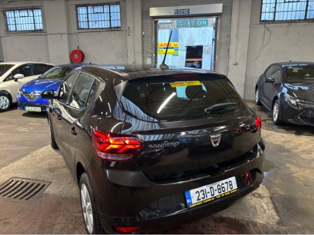 2023 Dacia Sandero COMFORT TCE 90 CVT MY2 MY21.5 5DR €13,999 thumbnail