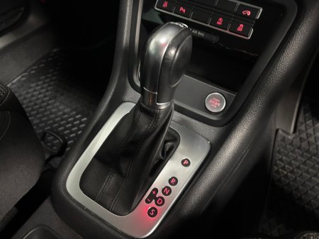 2018 Volkswagen Sharan VOLKSWAGEN SHARAN 7 SEATER 1.4 PETROL DSG*HEATED ALCANTARA SEATS*REVERSE CAM & PARKING SENSORS*ELECTRIC TAILGATE*AUTO HOLD*FOLDING MIRRORS*FINANCE AVAILABLE TRADE INS WELCOME* thumbnail