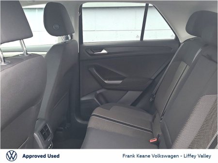 2021 Volkswagen T-Roc DESIGN 1.0 TSI 110BHP *CARPLAY & ANDROID AUTO* *PCP AVAILABLE* *FRONT & REAR SENSORS* €24,995 thumbnail