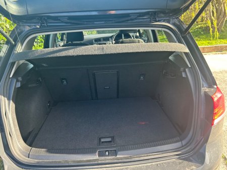 2013 Volkswagen Golf - thumbnail 9