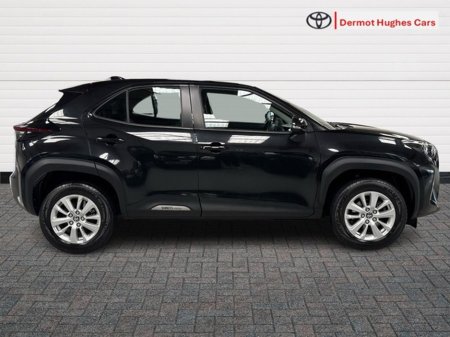 2024 Toyota Yaris Cross LUNA 4DR AUTO €27,950 thumbnail