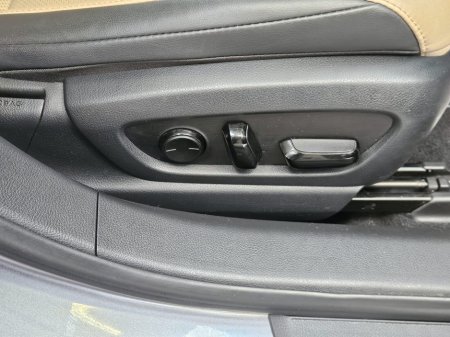 2019 Lexus ES 300 H - thumbnail 9