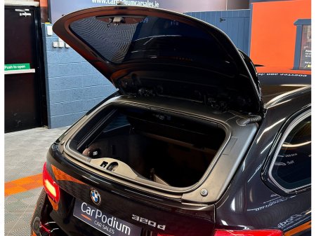 2017 BMW 3 Series - thumbnail 26