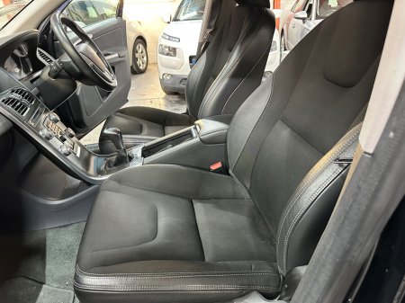 2016 Volvo XC60 - thumbnail 12