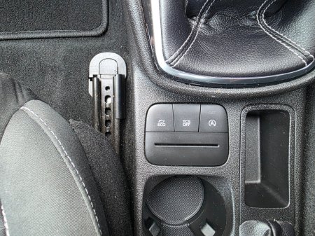 2018 Ford Fiesta Titanium 1.10 85PS 5SPD 4DR €12,950 thumbnail