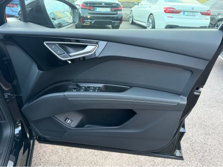 2025 Audi Q4 e-tron 82kwh long Range - S Line Black Ed - Quattro €47,940 thumbnail