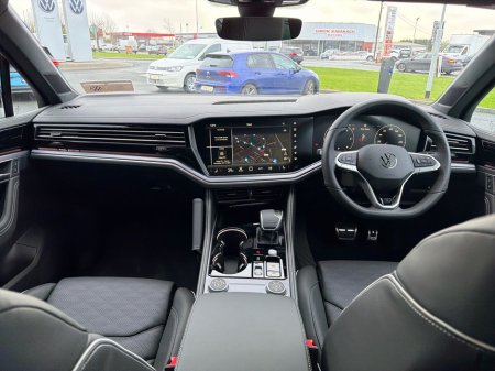 2026 Volkswagen Touareg Touareg R-Line Final Edition 231HP €113,980 thumbnail