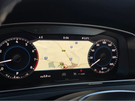 2019 Volkswagen Golf FULL CREAM LEATHER SEATS  ELECTRIC HEATED SEATS SAT NAV PACK - VIRTUAL CLOCKS -REVERSE CAMERA - NAVIGATION - CARPLAY - ANDROID AUTO- BLIND SPOT REAR TRAFFIC ASSIST - DISCOVER PRO €21,950 thumbnail