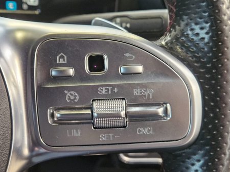 2020 Mercedes-Benz A Class A 180 d Auto AMG Line €24,950 thumbnail