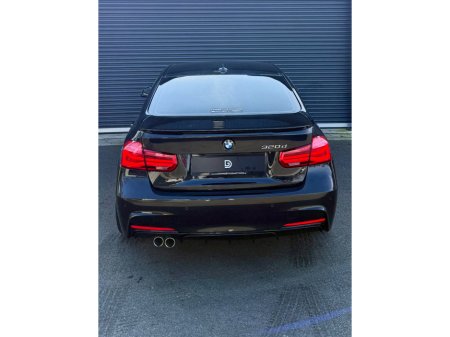 2016 BMW 3 Series - thumbnail 5