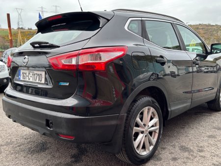 2016 Nissan Qashqai - thumbnail 17